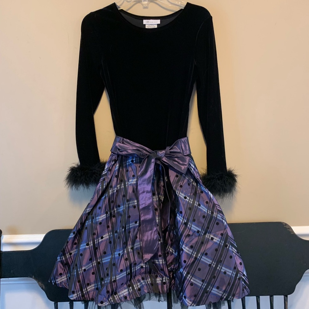 Girls dress
